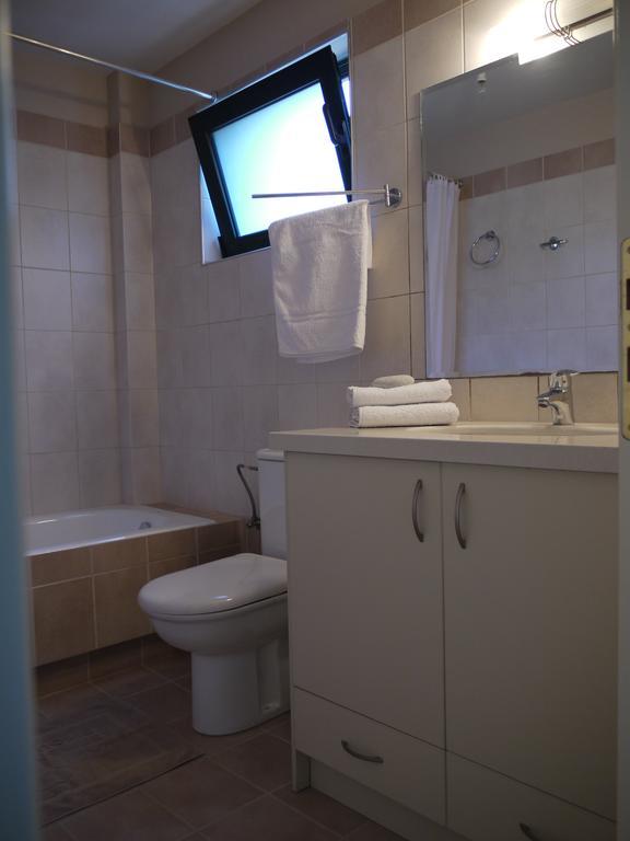 Portela Apartments Kampoula Keratókambos Ngoại thất bức ảnh