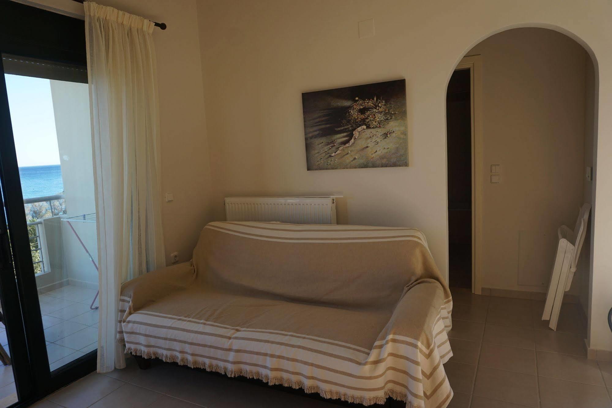 Portela Apartments Kampoula Keratókambos Ngoại thất bức ảnh